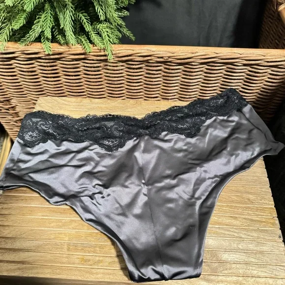 SKIMS Black Satin Bikini Set - Picture 8 of 12